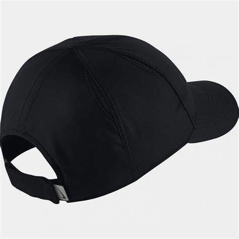 W NK FTHLT CAP RUN Women Accessories & Equipment 